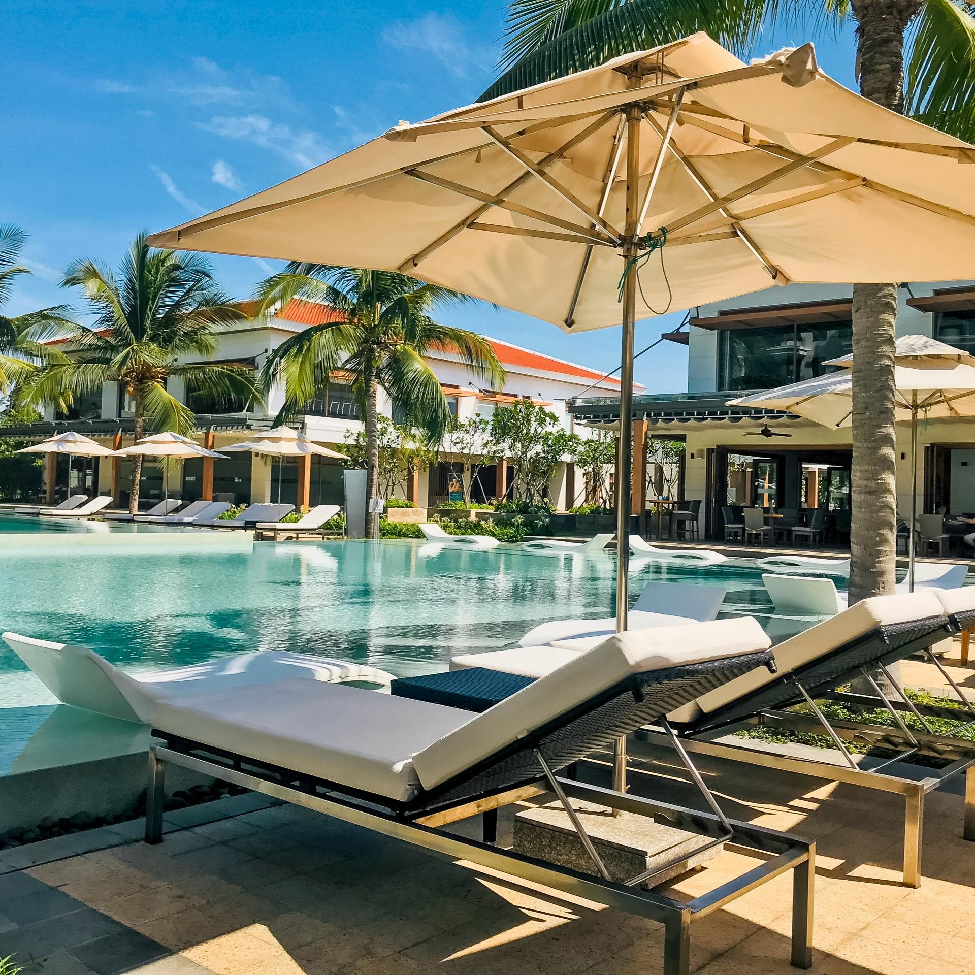 Luxury Resorts